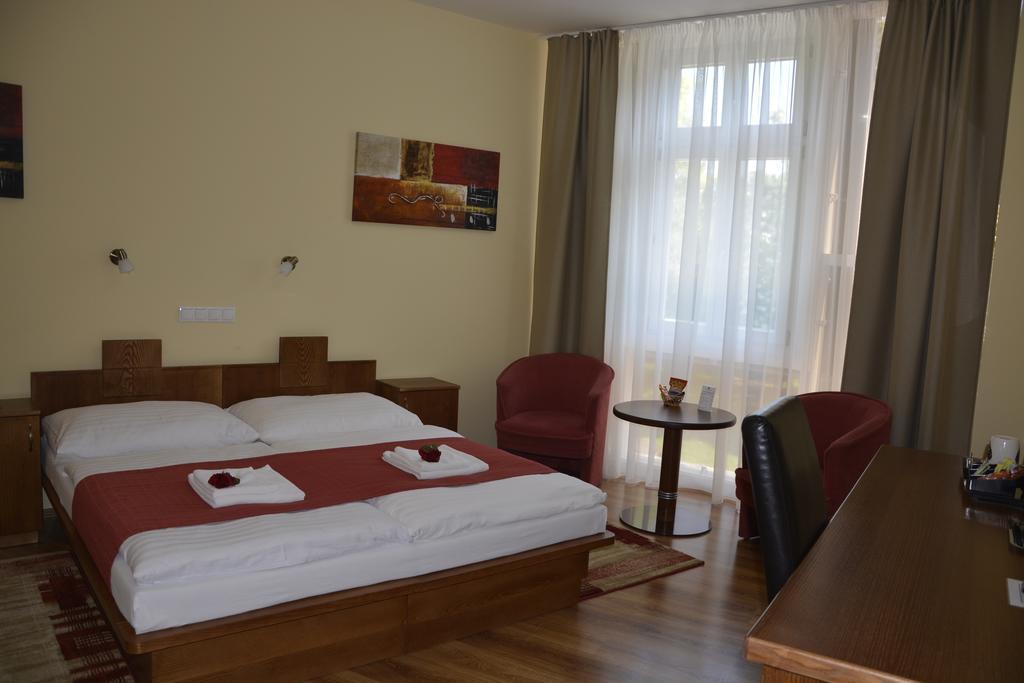 Hotel Banderium Komárno Εξωτερικό φωτογραφία